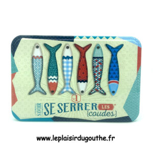 Boite "Se serrer les coudes" + biscuits